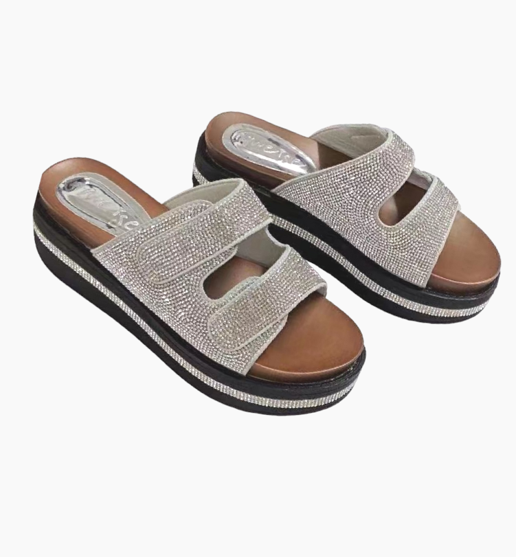 SKYLAR Leather slides